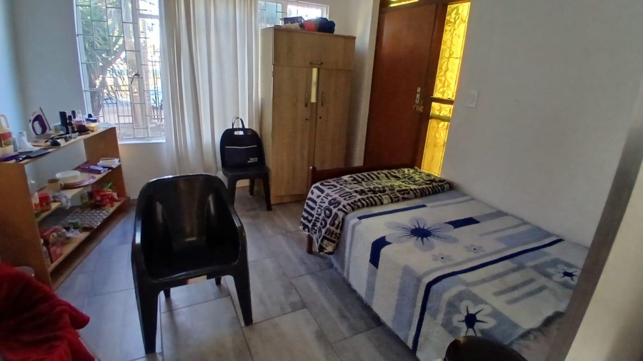 10 Bedroom Property for Sale in Brandwag Free State